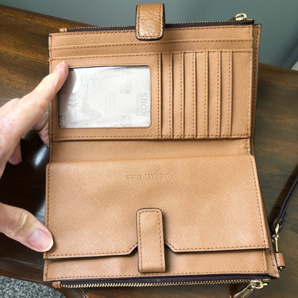 Michael Kors Jet Set Double Zip Wristlet - Picture 5 of 5